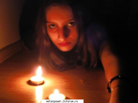 me and 2 candles.. iar poze